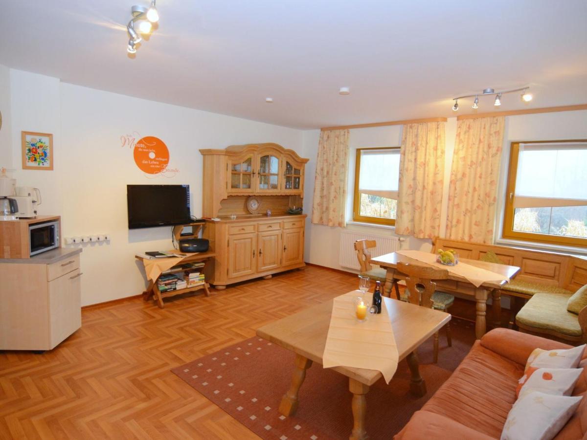 Holiday Flat With Swimming Pool In Prackenbach Viechtach Kültér fotó