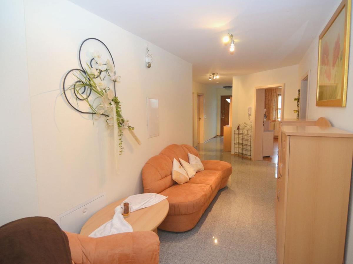 Holiday Flat With Swimming Pool In Prackenbach Viechtach Kültér fotó